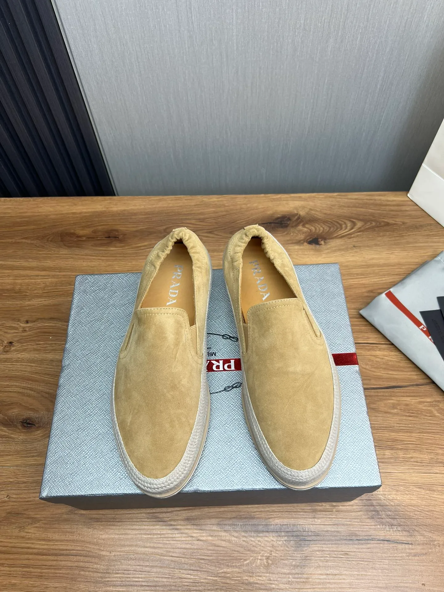 Men's shoes 💰540💰 [PRADA] Men's shoes are popular in the counter, official website is synchronized, 1 high-quality shipment ✔️Original frosted cowhide + cowhide lining, 1🆚1 replica, original sole, 38-45 (45 customized, non-refundable)